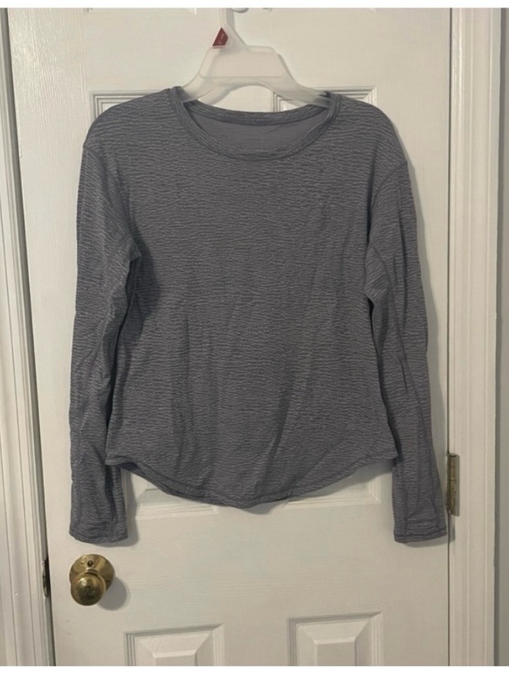 Gray Flecked Textured Lululemon Long Sleeve Top